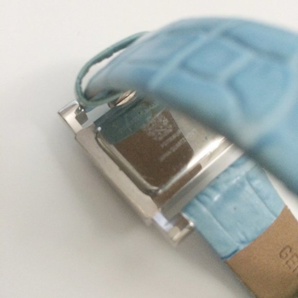 Vintage Paolo Gucci Blue Rhinestone Womens Watch - Picture 3 of 3